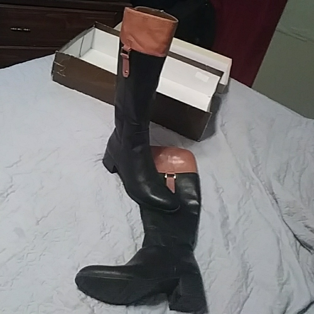 Black with brown boots